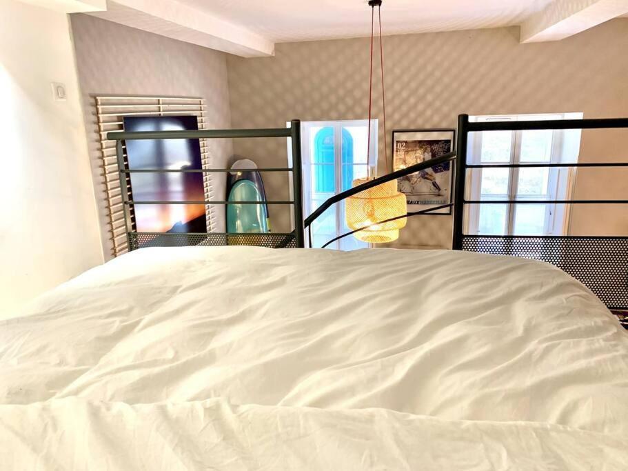 Charming Apartment In The Chartrons District ボルドー エクステリア 写真